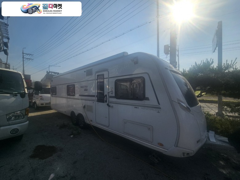 LMC 마에스트로 2017년식 독일카라반 lmc735k판매합니다