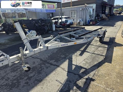 금강조선 GG650B 2017년식 금강조선 보트 트레일러 GG650B