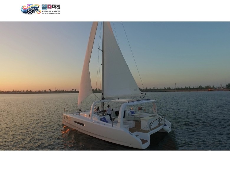 FAREAST ROSELLA 36C 2024년식 수상레져사업장에 최적인 32인승 36피트 세일 카타마란 판매합니다