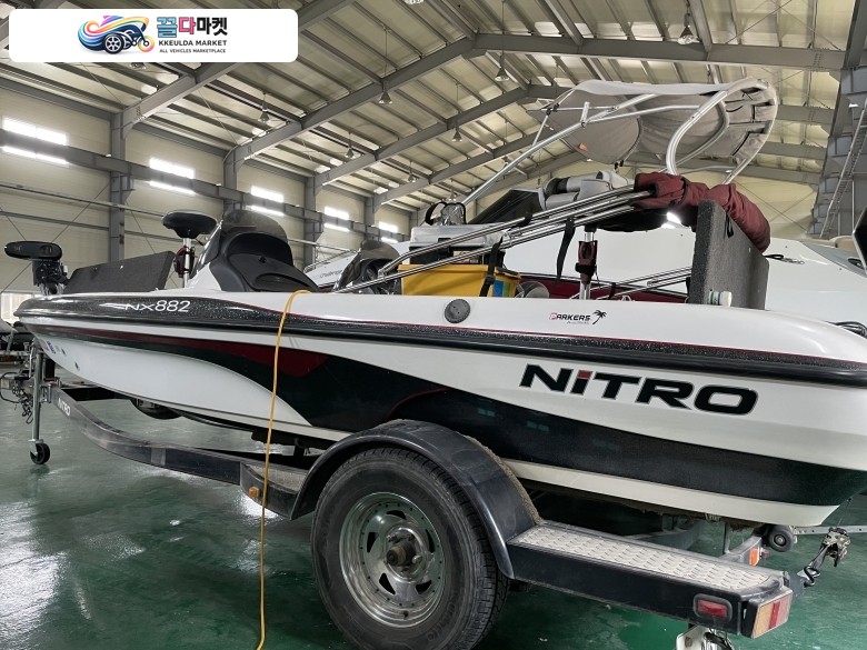 나트로 NX 882 DC 2004년식 나이트로 2004년식(등록)NX882 DC//지치 무등록/등록 트레일러/머큐리 03년식 옵티맥스 135마력 가동시...