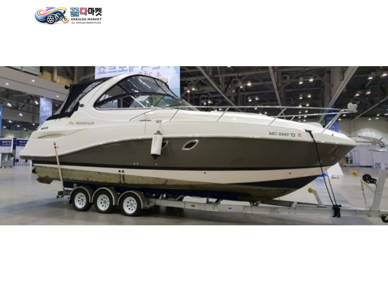 린커 310 EC 2011년식 럭셔리 요트  린커310 판매합니다 걍 기름만 넣으시고 운행하시면 ...