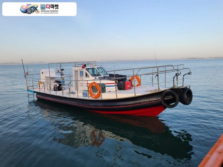 신신마린 콤비보트 2019년식 마지막으로 가격인하 합니다.