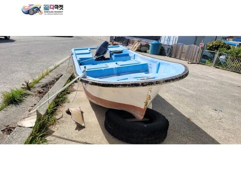 국산기타 낚시보트 2010년식 나홀로 낚시하기 좋은 보트 판매합니다.(가격인하)