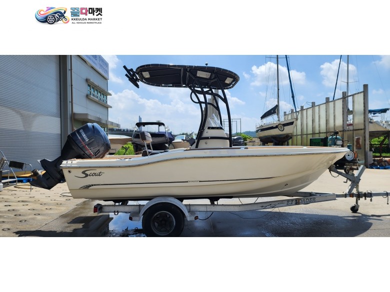 스카우트 242 CC 2005년식 [보트맥스] 스카우트 185 스포츠피쉬