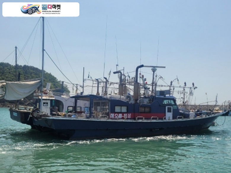 국산기타 어선 2003년식 9.77t  신조선 건조로 급매물 올립니다