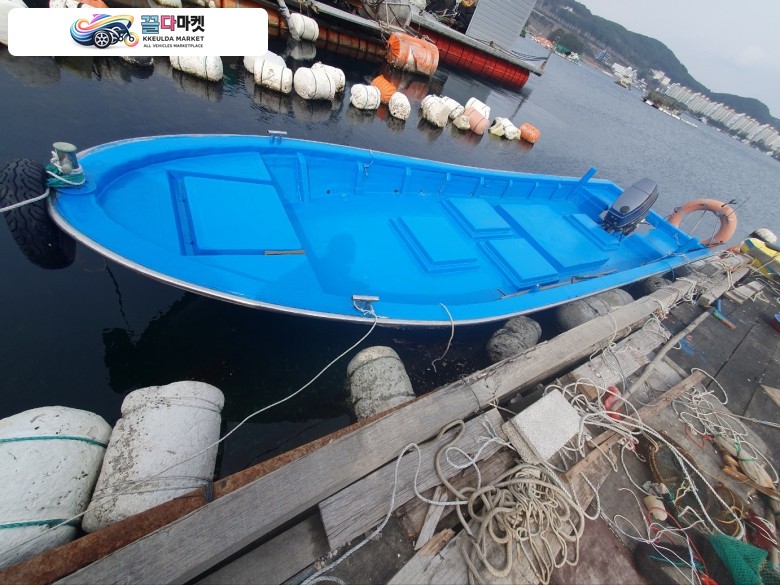 국산기타 낚시보트 2005년식 22피트 낚시보트 야마하60hp
