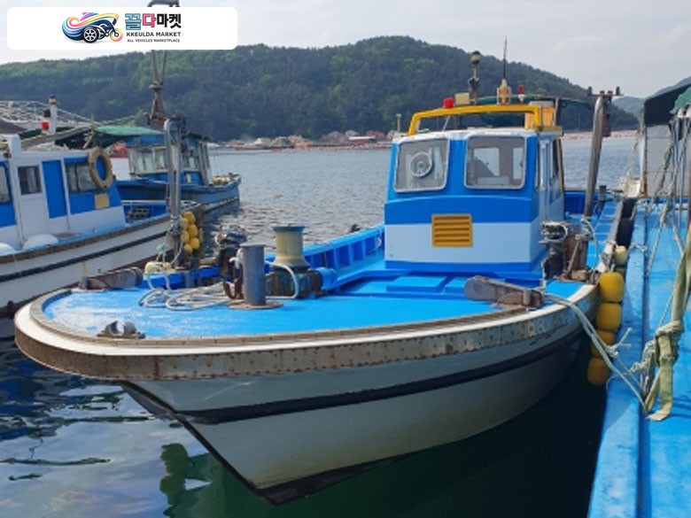 국산기타 어선 2000년식 어선 4.98톤.관리선 두산350hp