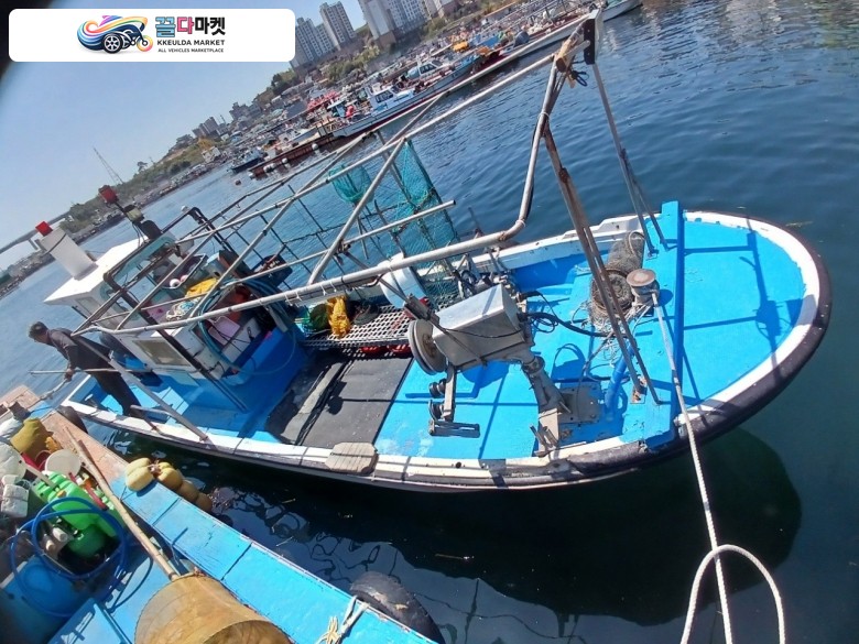국산기타 어선 2000년식 경남 1.82톤 연안통발허가 어선 판매합니다.