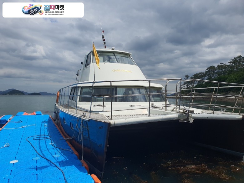 수입기타 크루즈보트 2009년식 볼보펜다 D3 250마력2대