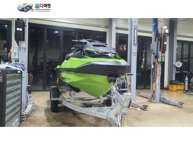씨두 RXT X 300 RS 2021년식 21년식 캘리포니아그린 RXT300 판매합니다