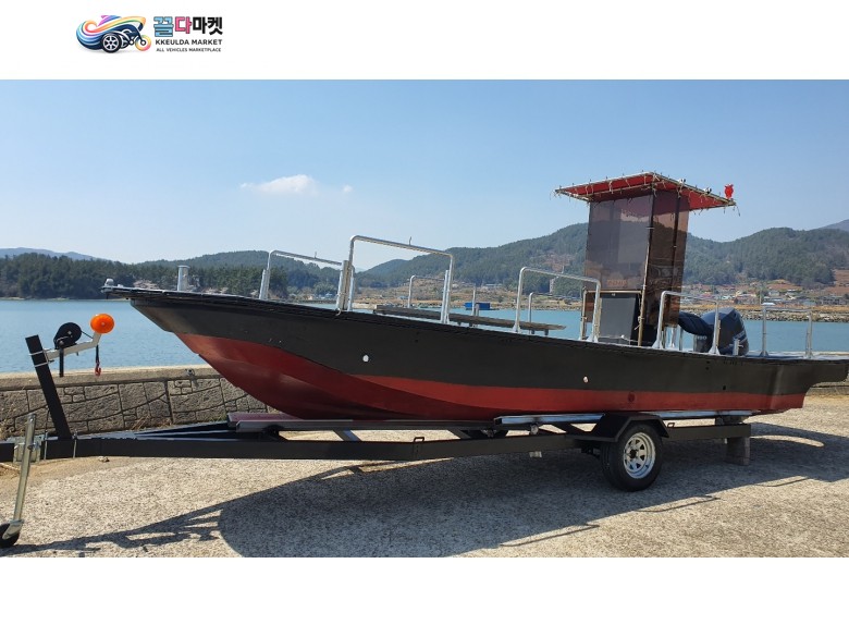 국산기타 낚시보트 2010년식 23피트 + 100마력 + 무등록트레일러 