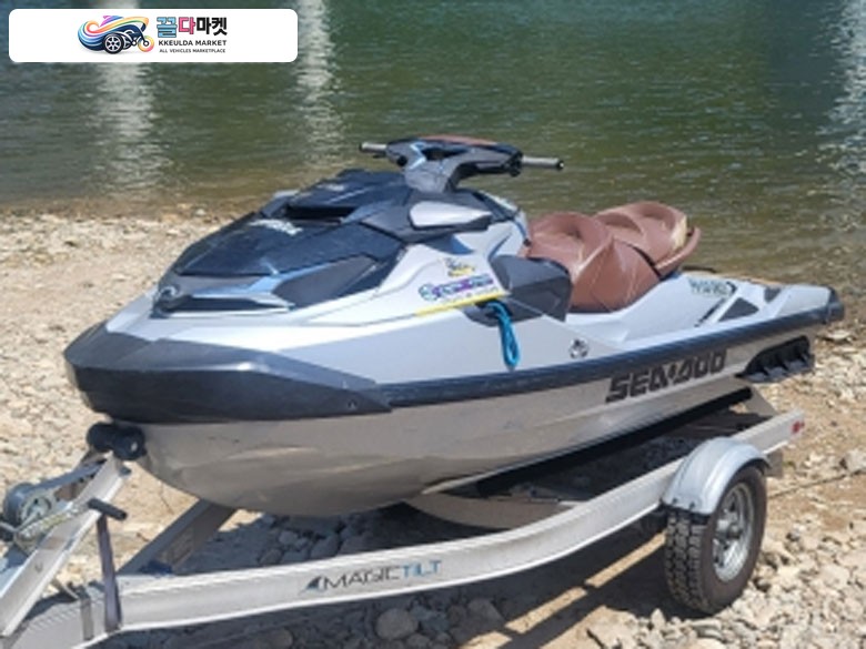 씨두 GTX 리미티드 2018년식 씨두 gtx  300  리미티드 18 년식 19등록