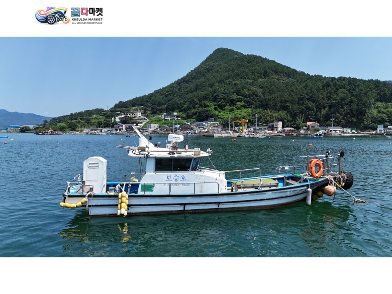 국산기타 어선 2019년식 3톤 낚시배 입니다. 바로 영업 가능합니다