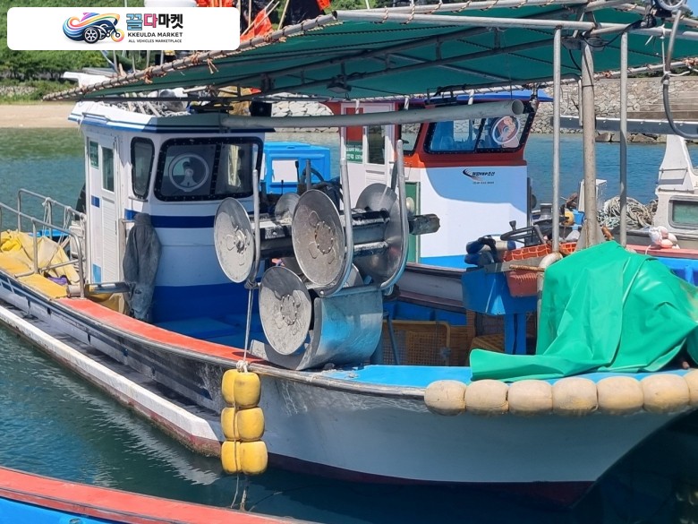 국산기타 어선 2023년식 전남2.70톤 연안자망허가 어선 판매합니다.