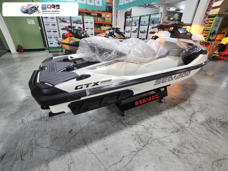 씨두 GTX 리미티드 2026년식 -매직틸트 레져-2026년 씨두 GTX 리미티드 325 SS-꿀매물-국내 최초 매물-새제품-
