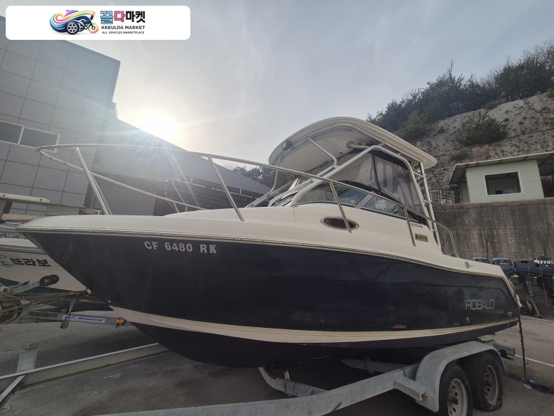 로발로 R 235 2014년식 로발로 23피트 판매합니다