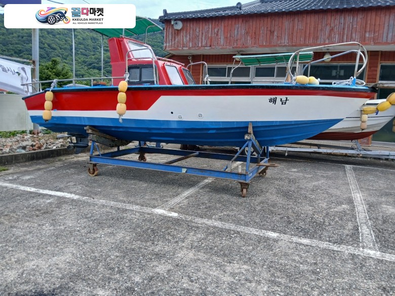 국산기타 낚시보트 1991년식 낚시보트 1.4톤 야마하V.140hp 매매