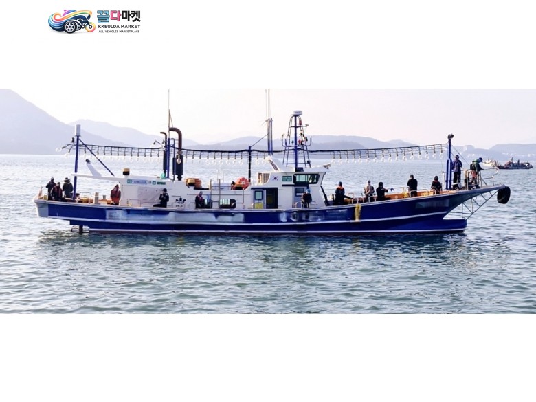 국산기타 어선 2019년식 전남 9.77톤 연안복합허가 낚시어선 판매합니다.