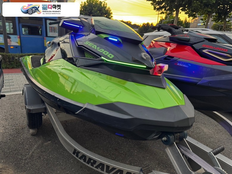 씨두 RXP X 300 RS 2020년식 씨두 rxp x 300 rs 판매합니다.