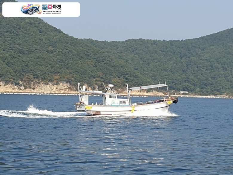 국산기타 어선 2021년식 경남 3.00톤 연안복합허가 어선 판매합니다.