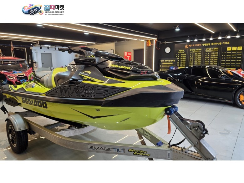 씨두 RXT X 300 RS SS 2019년식 씨두 3인승 형광색 상태A급 팜니다