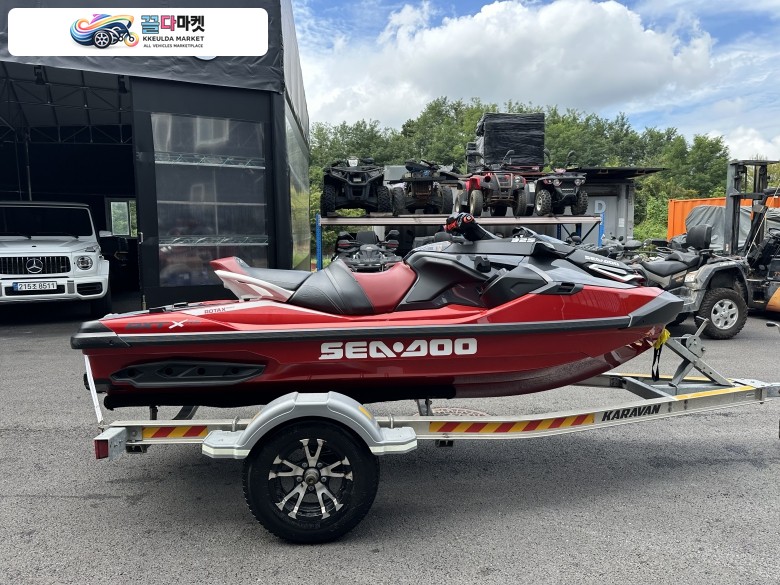 씨두 RXT X 325 RS 2024년식 2024씨두RXT325 깔끔한 중고매물 판매합니다.