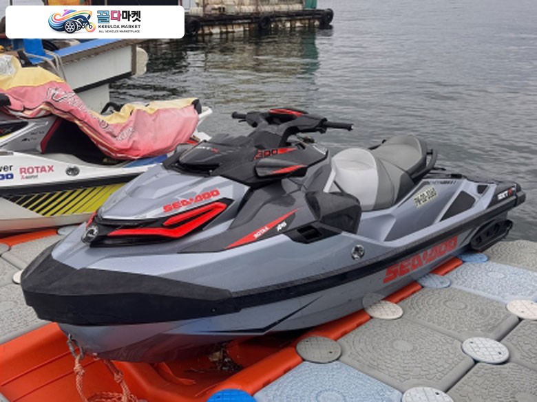 씨두 RXP X 300 RS 2018년식 씨두 제트스키18년식