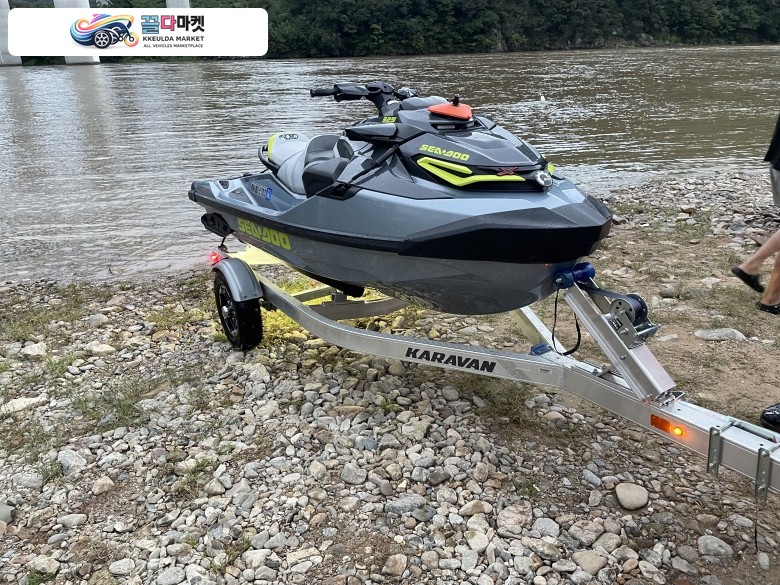 씨두 RXT X 325 RS 2025년식 25년식 RXT325  판매합니다.