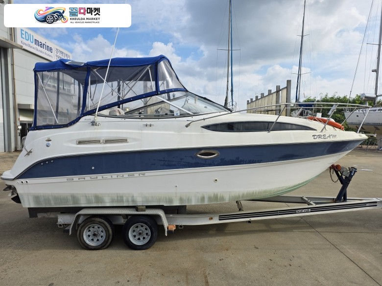 베이라이너 245 SB 2004년식 2004년식 Bayliner 245 SB 익스프레스 크루저 