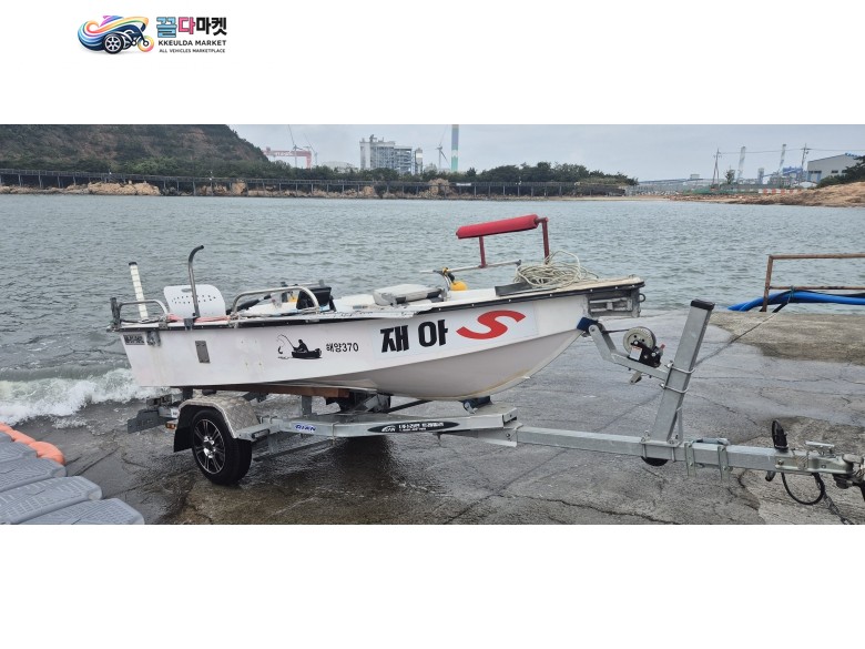 국산기타 낚시보트 2021년식 해양370보트