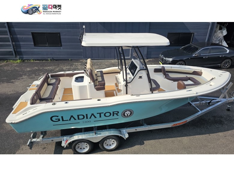 수입기타 낚시보트 2024년식 2025년형 GLADIATOR 24FT Power Fishing Boat 신품 풀세트