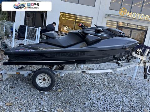 씨두 RXP X 300 RS 2022년식 45시간 22년식 블랙2인승 제트스키 판매합니다 