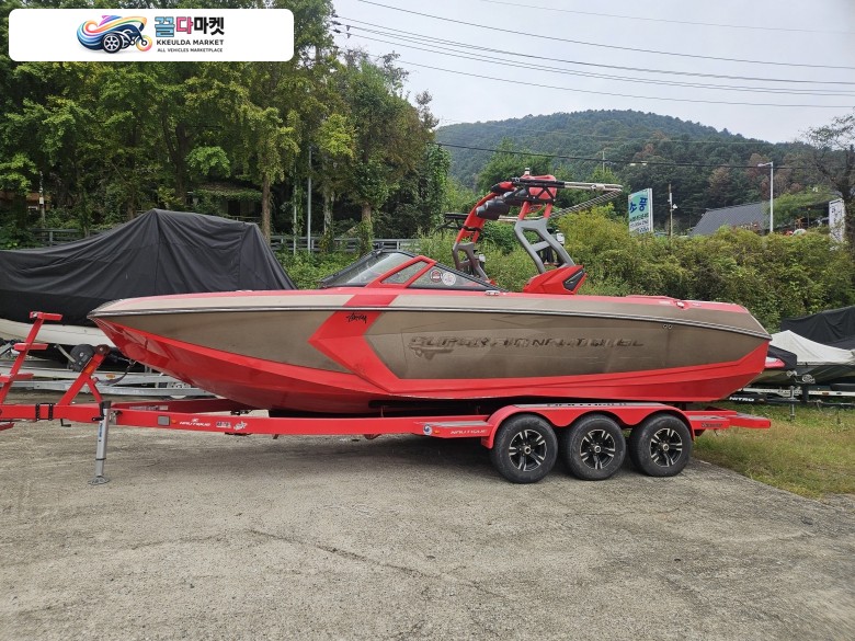 나티큐 G 23 2018년식 서핑인보트 최고의 존재 G25 +PCM550마력+확장비미니+트리플엑슬트레일러