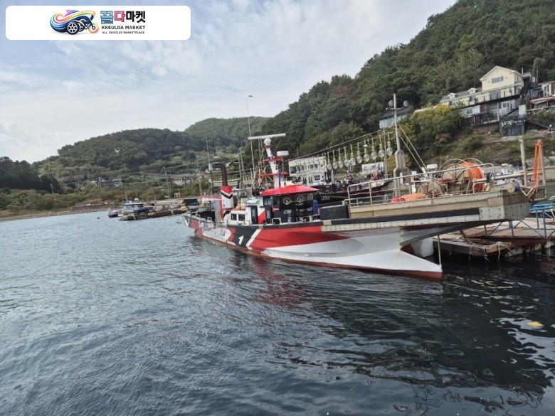 국산기타 어선 2023년식 경남 9.77톤 연안복합+연안통발허가 낚시어선 판매합니다.