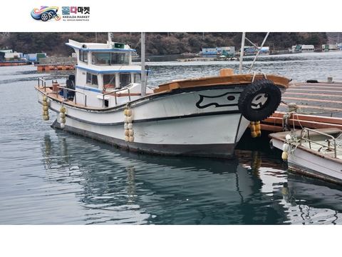 국산기타 어선 1990년식 레저선 7.3톤 선내기 판매합니다