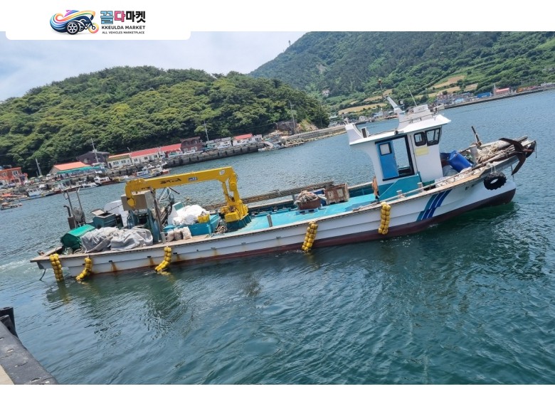 국산기타 어선 2019년식 어장관리선 14톤 판매합니다. (앞.뒤 동이 트러스트 있음)
