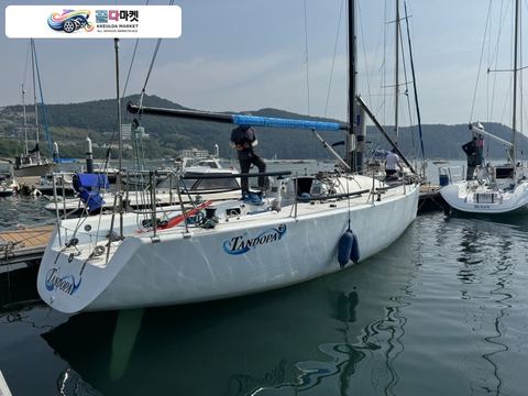 수입기타 세일요트 1994년식 레이스정입니다.