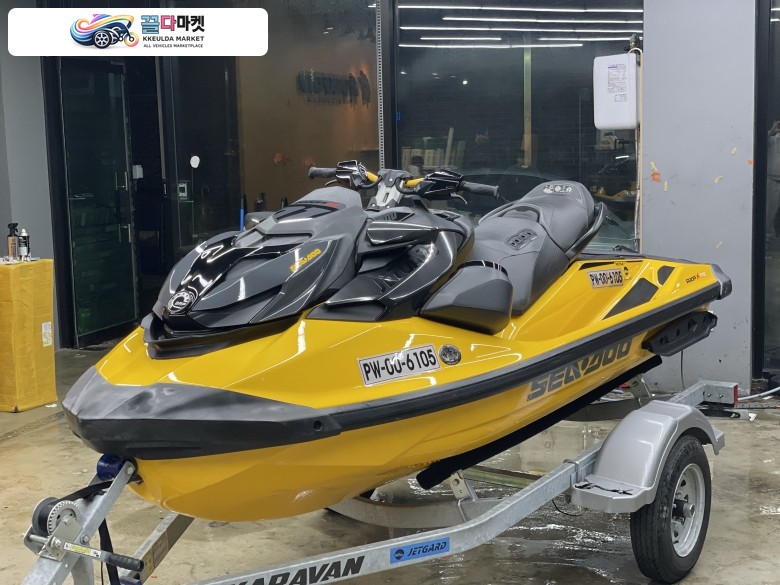 씨두 RXT X 300 2021년식 씨두300 2인승 판매합니다