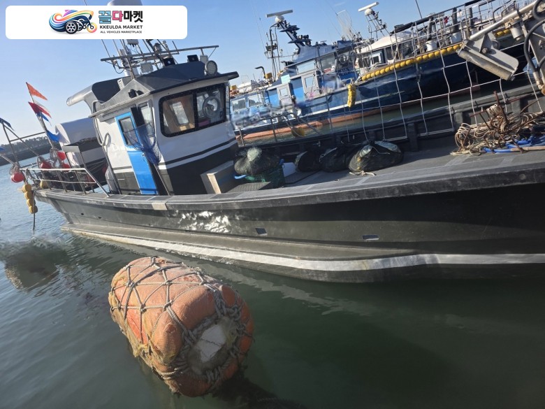 국산기타 어선 2025년식 충남 4.99톤 통발+복합허가 어선 판매합니다. (충남지역 임대도 가능)
