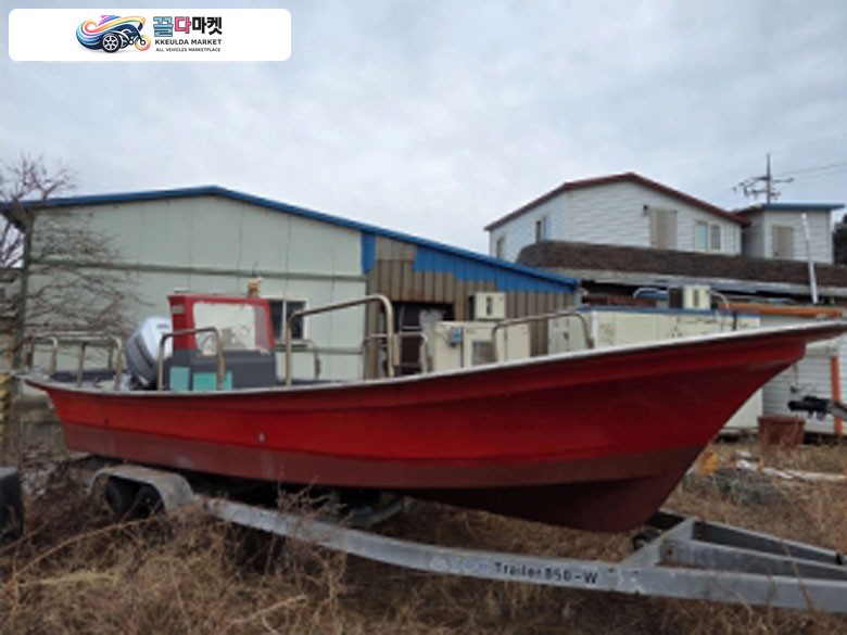 국산기타 낚시보트 2005년식 레져보트 팝니다. 1.2ton