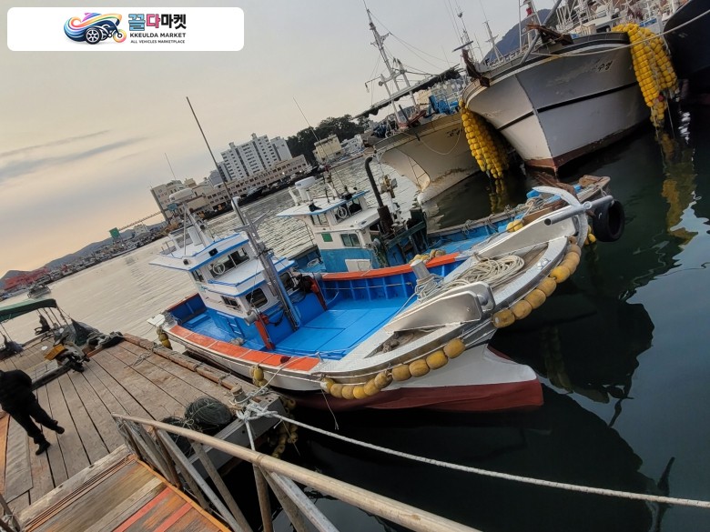 국산기타 어선 2018년식 2.99톤 연안통발 연안복합 어선입니다.