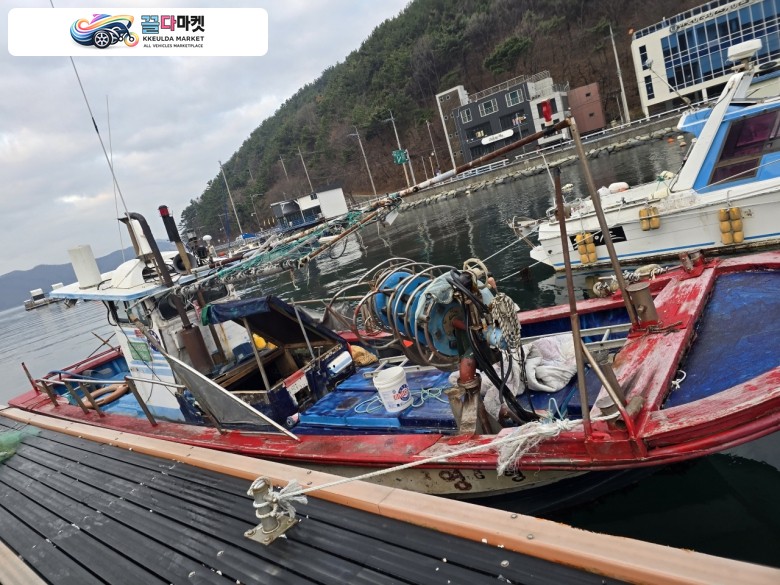 국산기타 어선 2005년식 경남 1.84톤 연안자망허가 어선 판매합니다.