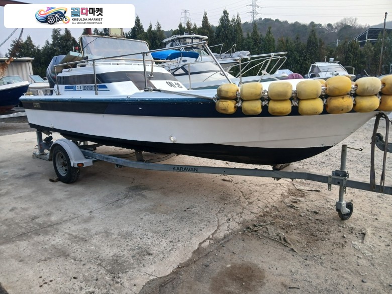 야마하 UF 20 2019년식 야마반하우스보트20피트UF vksao