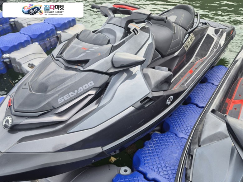 씨두 RXT X 300 2022년식 씨두 제트스키 22년식 150시간 RXT300  팝니다