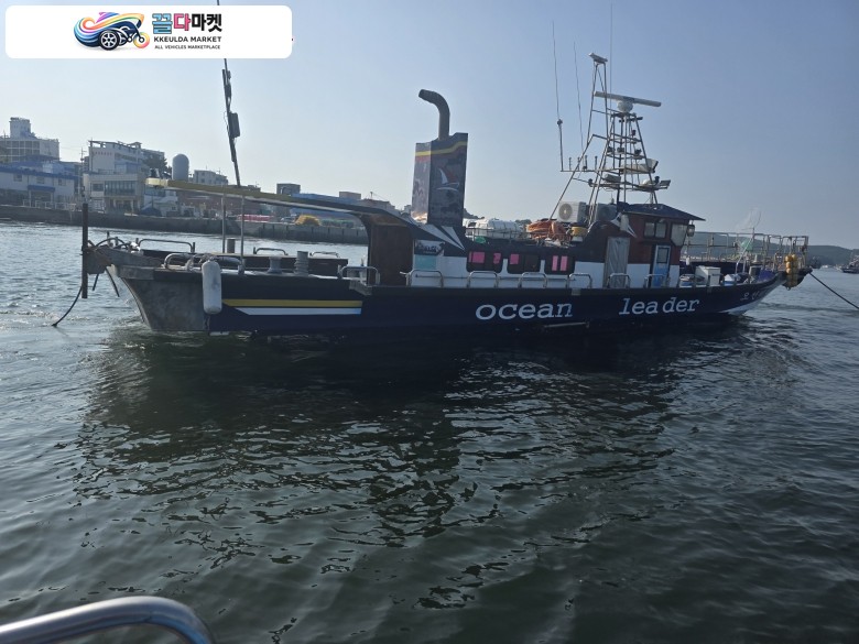 국산기타 어선 2019년식 9.77낚시어선 판매 합니다.