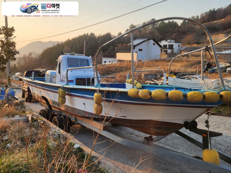 국산기타 낚시보트 2001년식 레저보트 팝니다