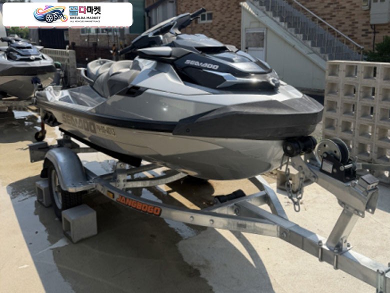 씨두 GTX LTD 300 SS 2020년식 gtx 300 107 시간 트레일러 신품급 포함!