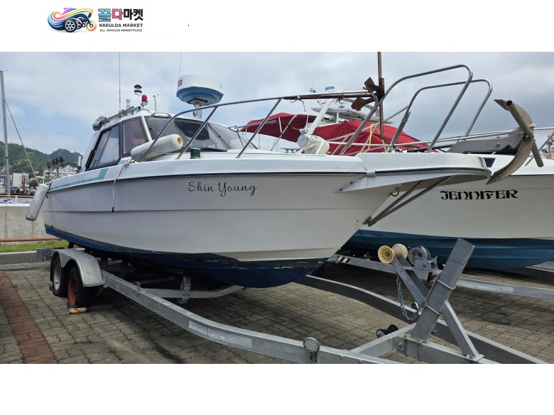닛산 PF 710 2005년식 일본 닛산 PF710S 하우스타입 피싱 보트