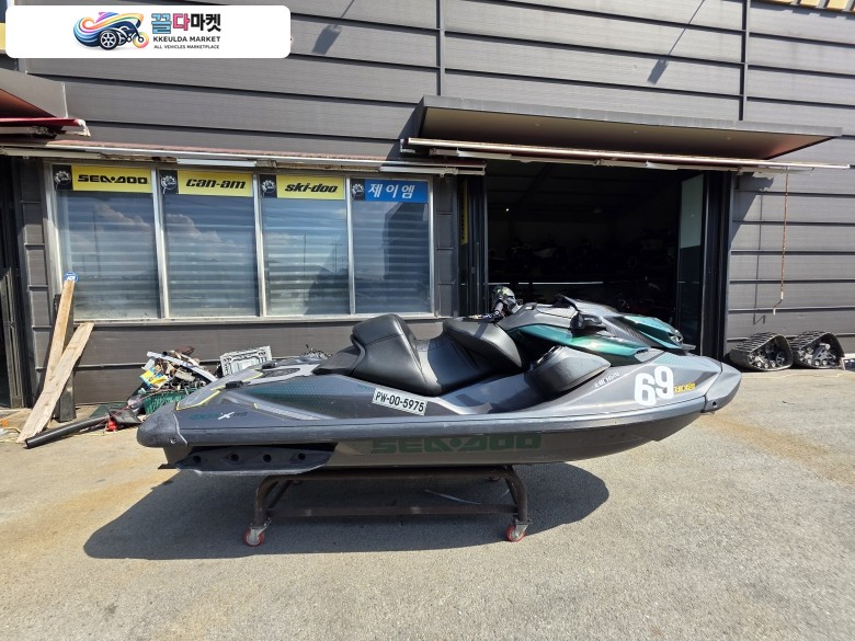 씨두 RXP X 300 RS 2023년식 씨두 RXP X 300 RS
