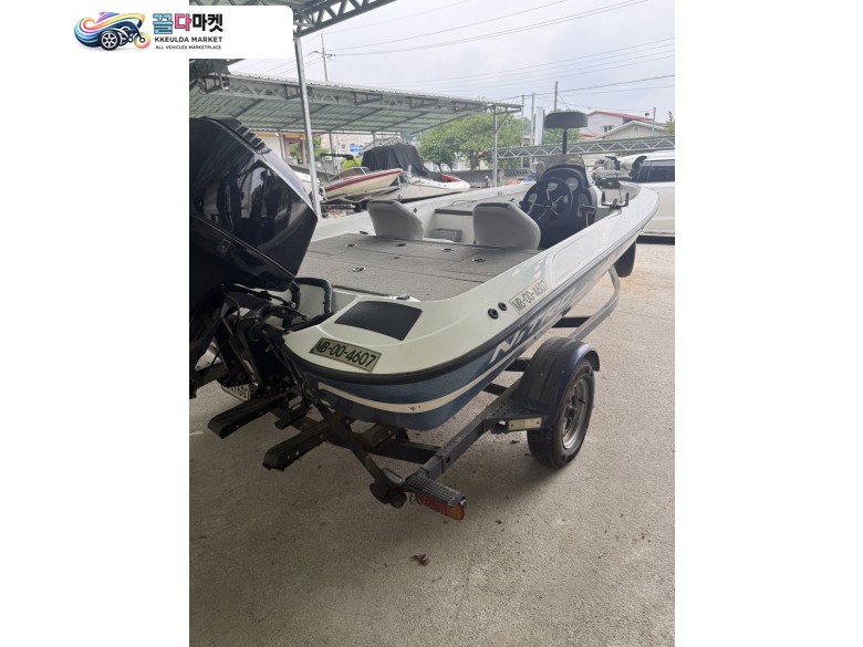 나트로 640 LX 2006년식 나트로 LX640 2006년 머큐리 115마력 판매합니다.